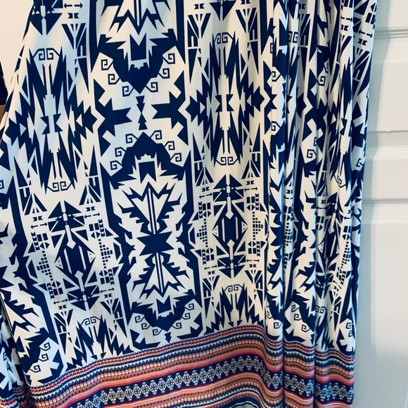 Closet Purge * Gorgeous Maxi - Picture 5 of 7